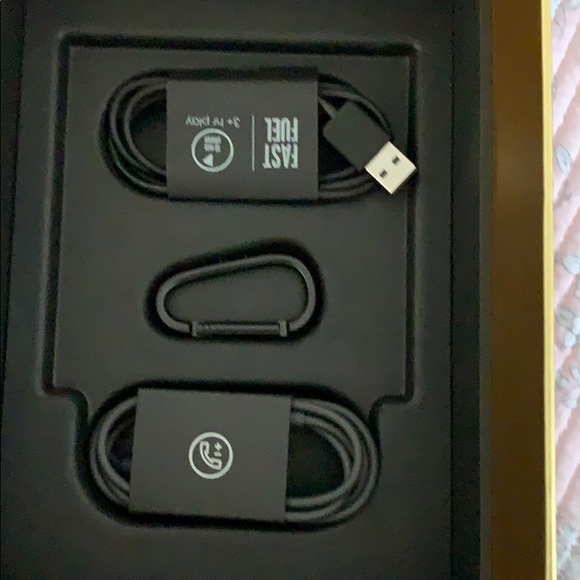 (SOLD)Beats studio 3 wireless shadow gray - Picture 2 of 3